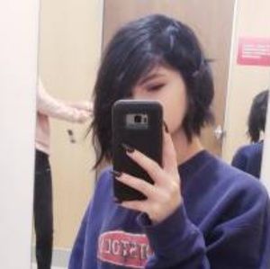 Meet your Posher, Camille